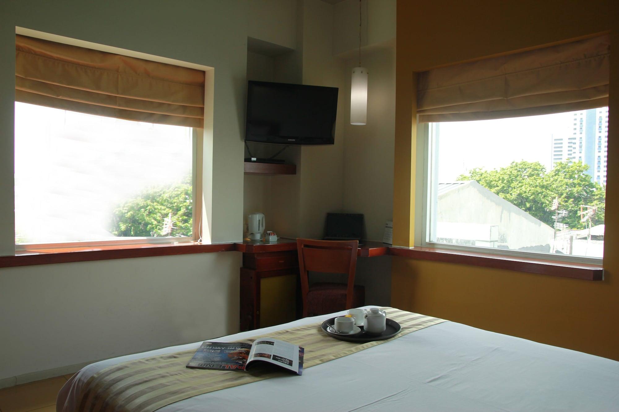 Sparks Life Jakarta, Artotel Curated Екстер'єр фото