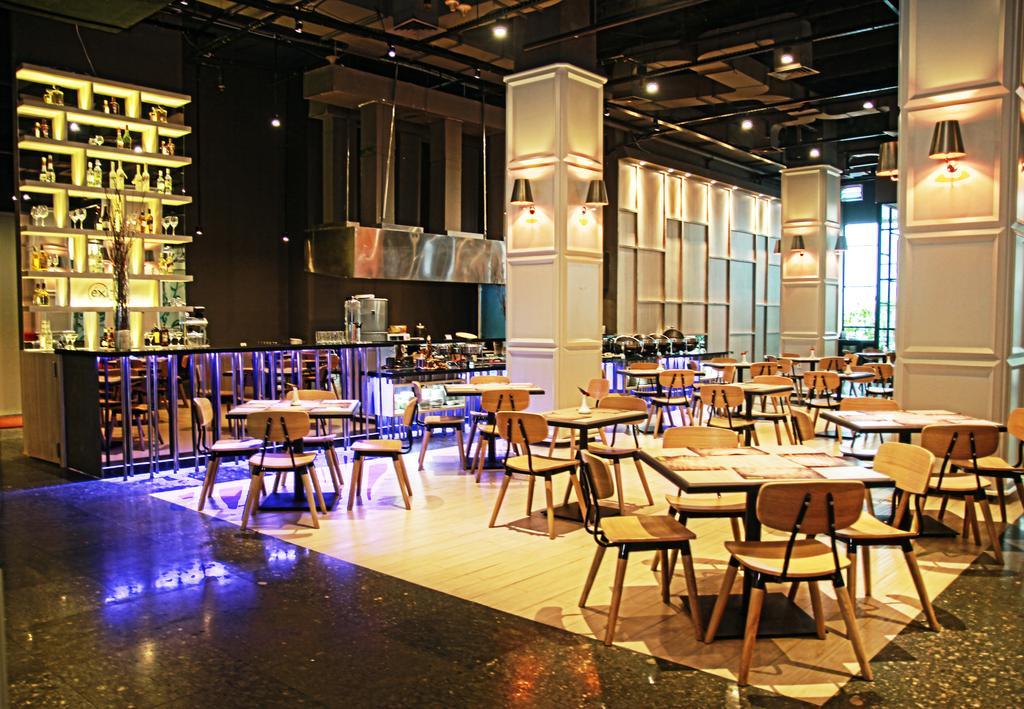Sparks Life Jakarta, Artotel Curated Екстер'єр фото