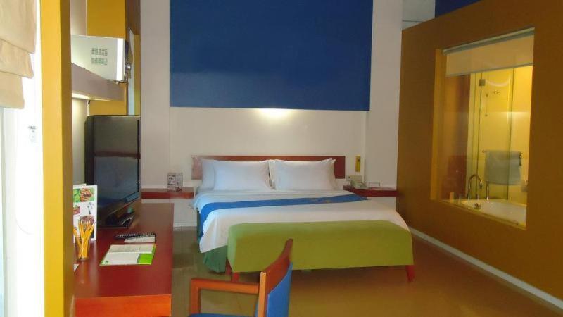 Sparks Life Jakarta, Artotel Curated Номер фото