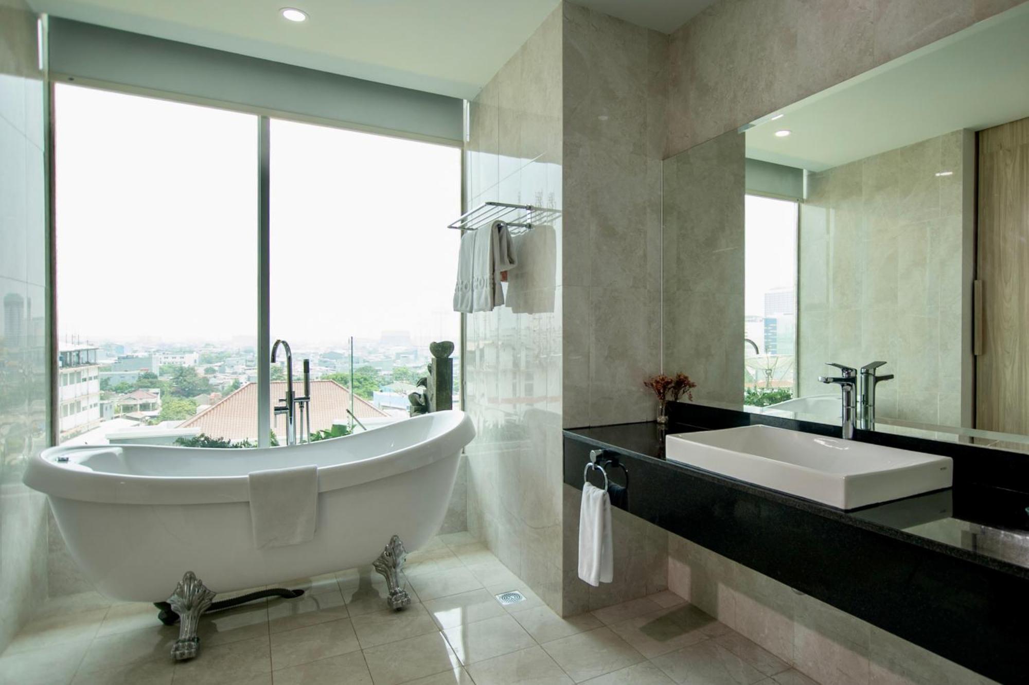 Sparks Life Jakarta, Artotel Curated Екстер'єр фото