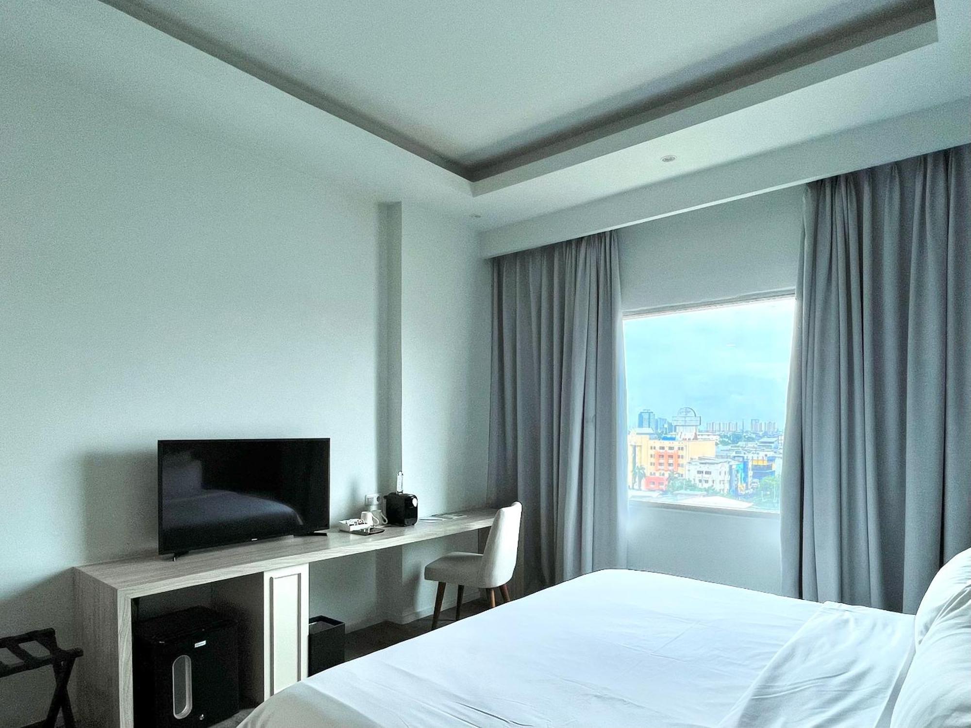 Sparks Life Jakarta, Artotel Curated Екстер'єр фото
