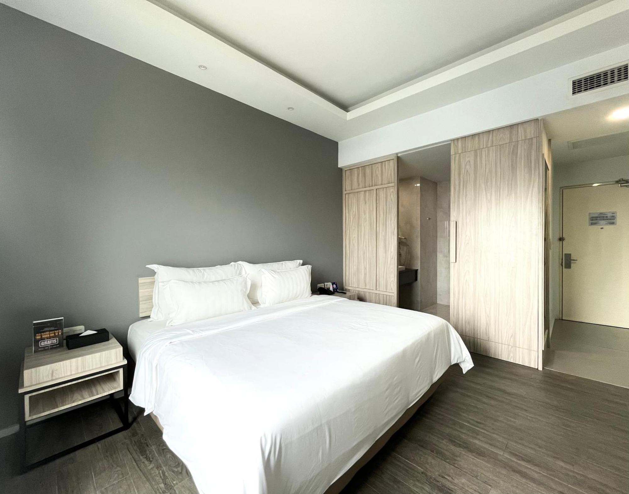 Sparks Life Jakarta, Artotel Curated Екстер'єр фото