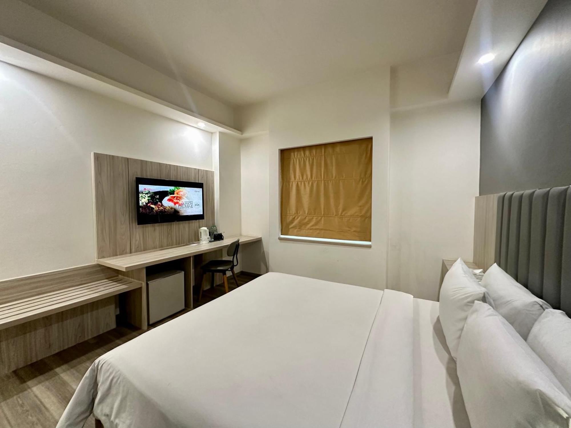 Sparks Life Jakarta, Artotel Curated Екстер'єр фото