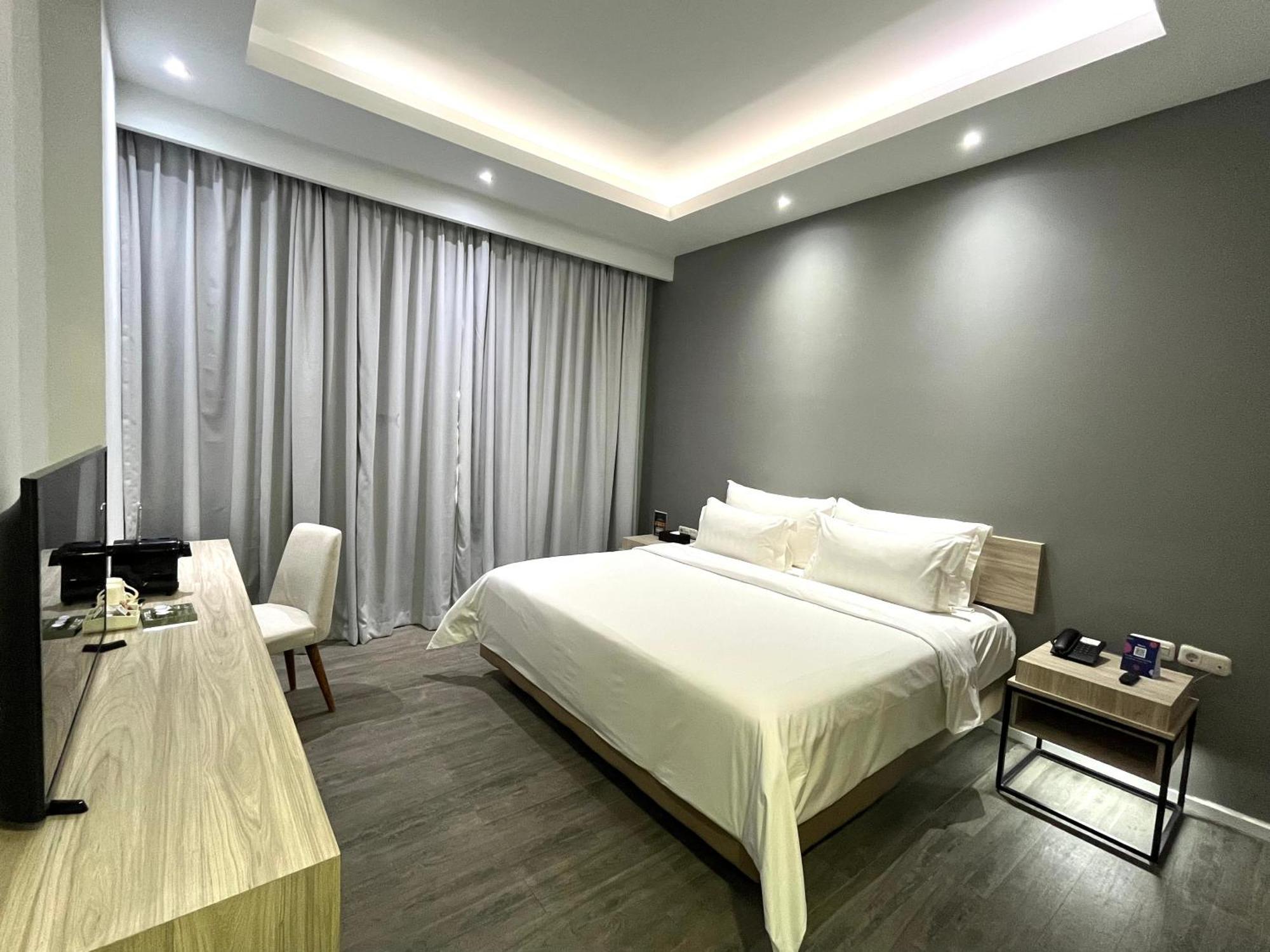 Sparks Life Jakarta, Artotel Curated Екстер'єр фото