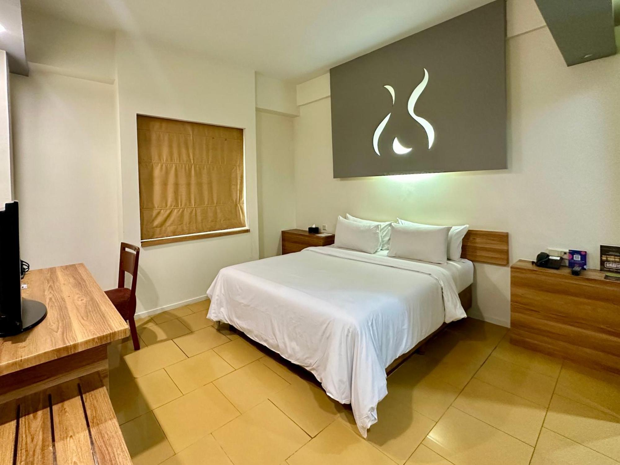 Sparks Life Jakarta, Artotel Curated Екстер'єр фото